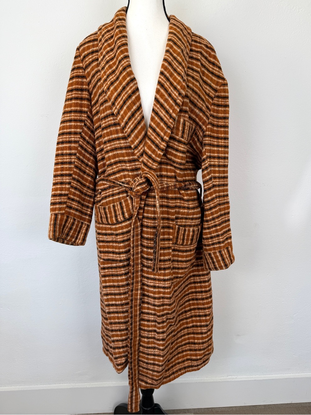 Vintage Women's Size XL Orange/Brown Striped Belted Long Knit Coat